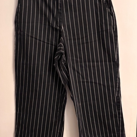 Izod Stretch Capri Pants with Pockets Black/White Stripes Size 8 - Picture 6 of 9
